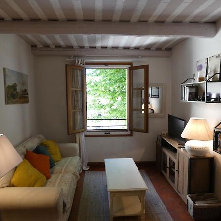 شقة Duplex En Plein Centre LʼIsle-sur-la-Sorgue المظهر الخارجي الصورة