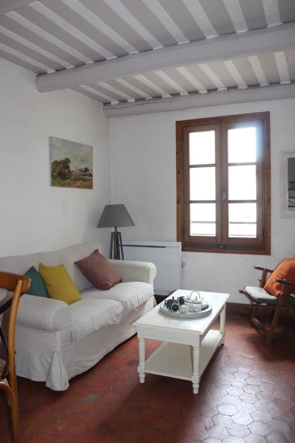 شقة Duplex En Plein Centre LʼIsle-sur-la-Sorgue المظهر الخارجي الصورة