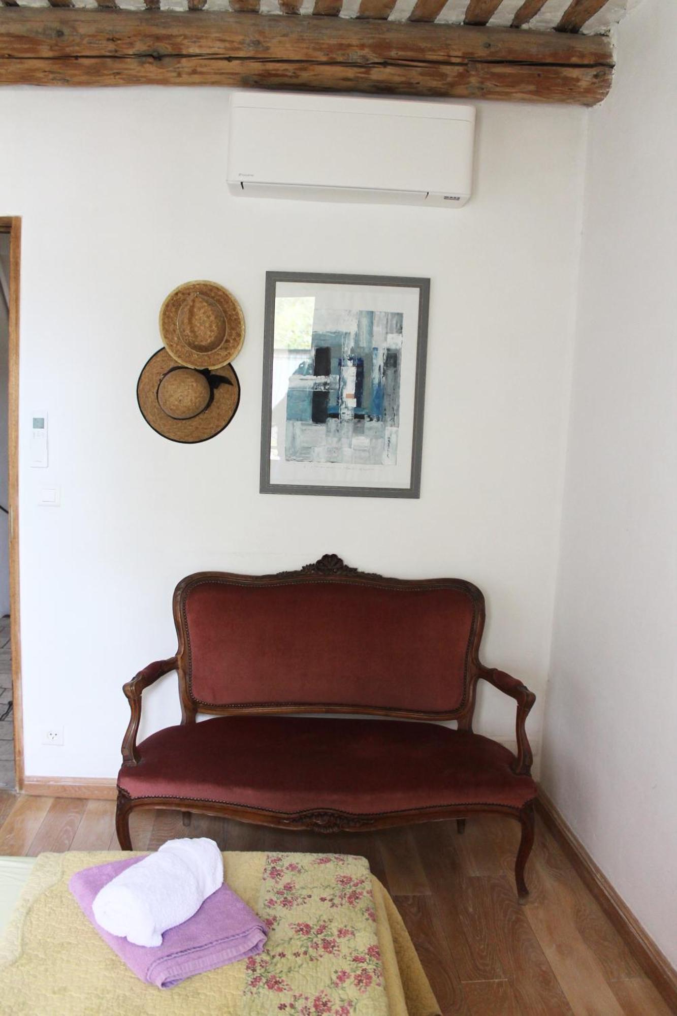 شقة Duplex En Plein Centre LʼIsle-sur-la-Sorgue المظهر الخارجي الصورة